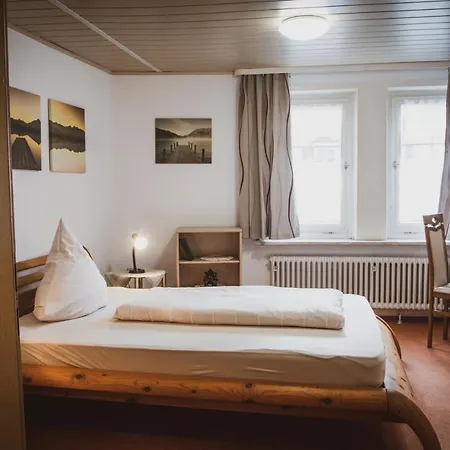 宾馆 餐厅/迈因策尔图尔膳食旅馆