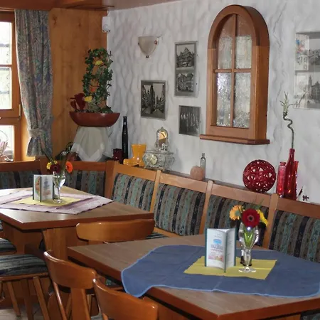 Restaurant / Mainzer Tor Gasthof 2*